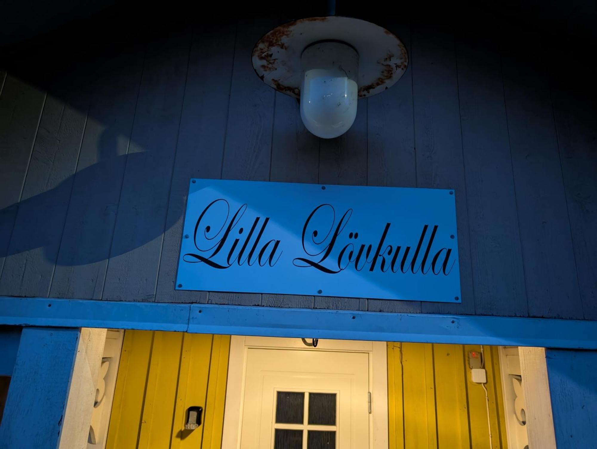 Lilla Loevkulla Villa Ostra Frolunda Exterior photo